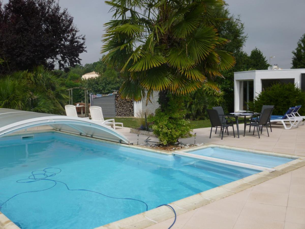 L'Eden Naturiste Spas Challans Luaran gambar