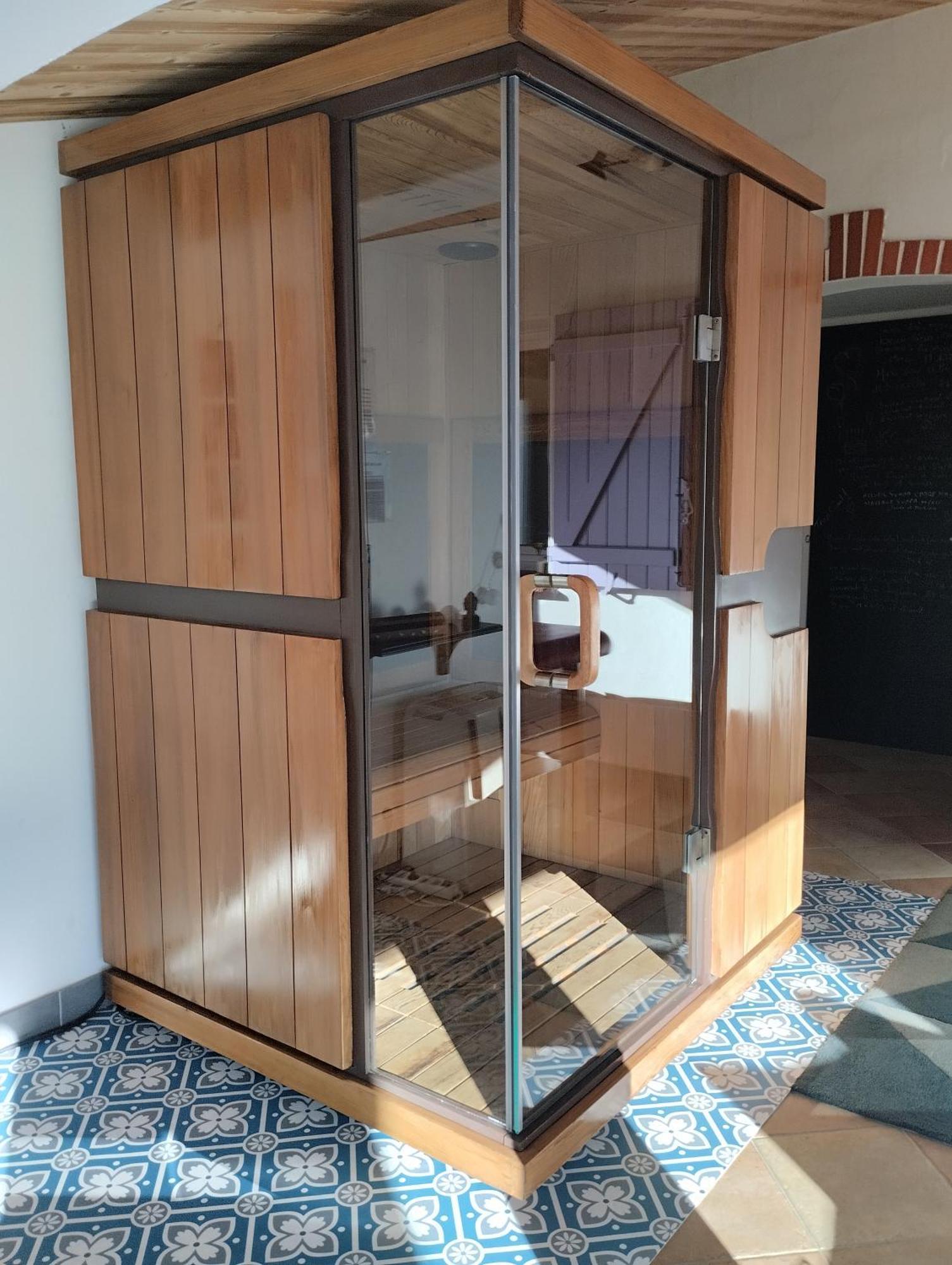 L'Eden Naturiste Spas Challans Bilik gambar